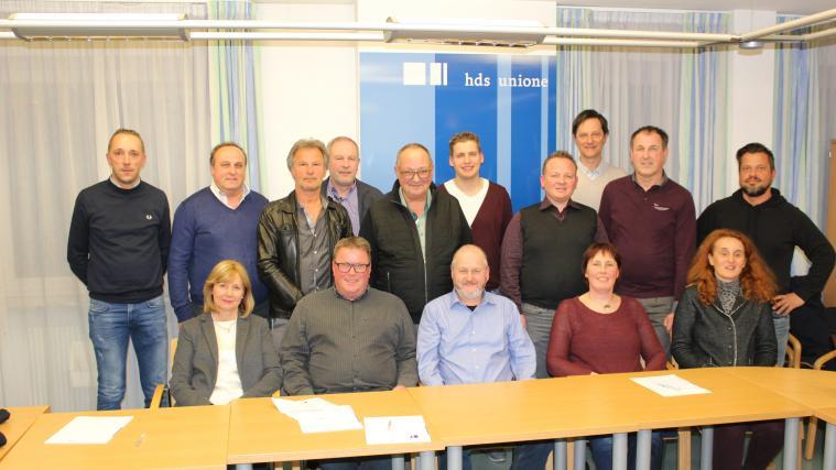 Der hds-Bezirksausschuss Eisacktal/Wipptal spricht sich für eine Schließung an Sonn- und Feiertagen aus.