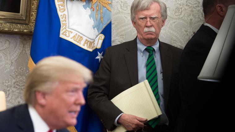 In seinem Buch rechnet John Bolton mit Donald Trump ab.