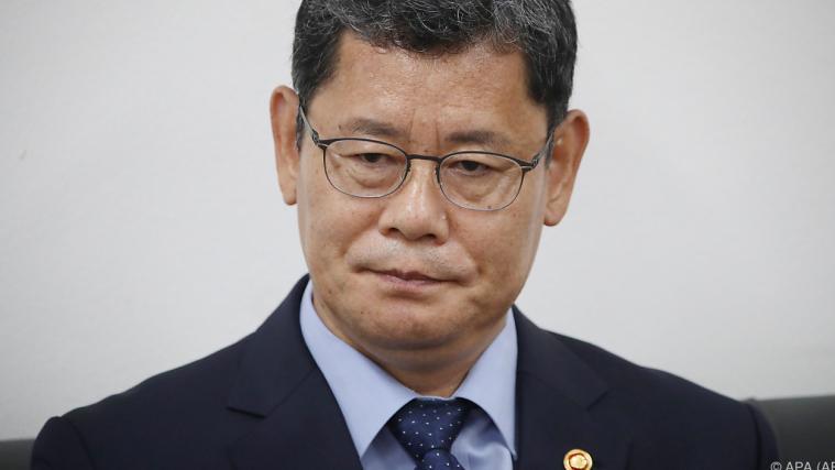 Kim Yeon-chul übernimmt die Verantwortung.
