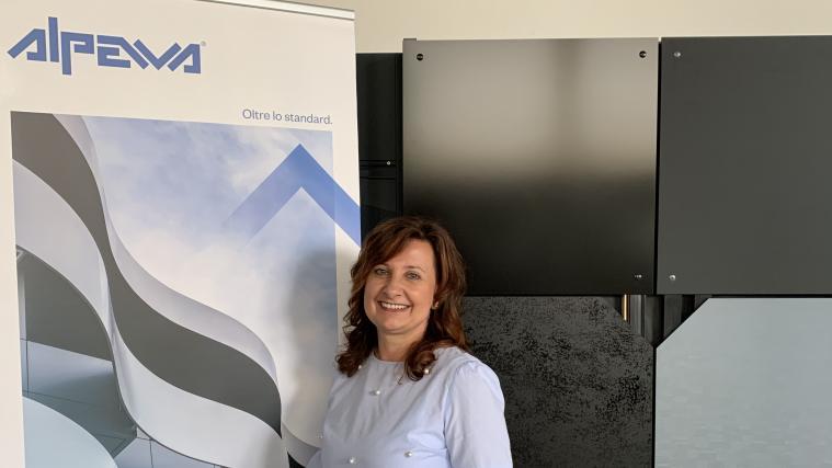 Monika Vikoler ist bereits seit über 25 Jahren bei Alpewa.