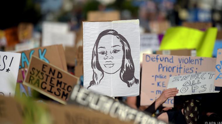 Proteste nach dem Tod von Breonna Taylor.