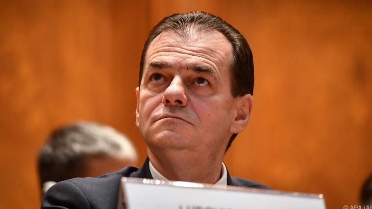 Rumäniens Premier Ludovic Orban wurde zur Kasse gebeten.