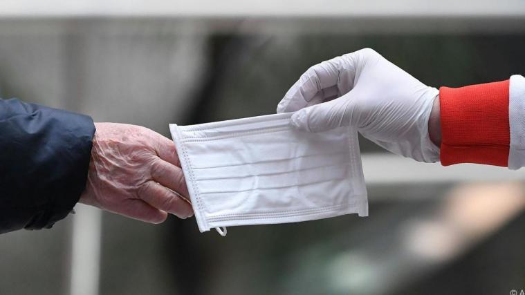 Das Robert-Koch-Institut will die Infektionszahlen in Deutschland weiterhin sehr genau beobachten.