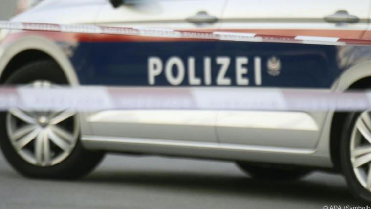Der 60-Jährige fuhr weiter, bis ihn eine Polizeistreife anhielt.