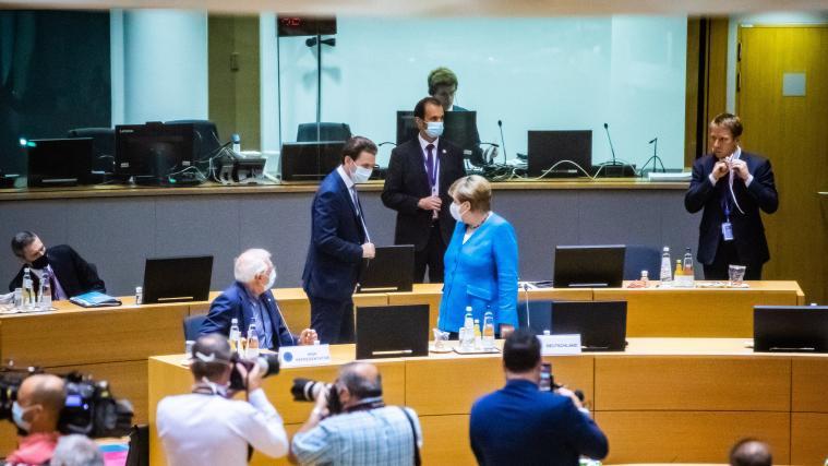 Die Politiker in Brüssel.