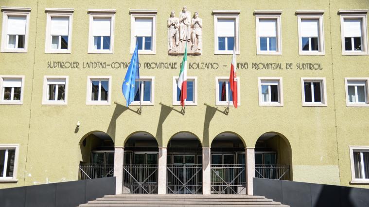 Die Stellungnahme Kompatschers wurde im Landtag kontrovers diskutiert.