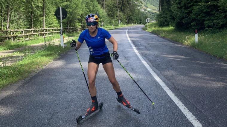 Dorothea Wierer beim Skiroller-Training im Martelltal.