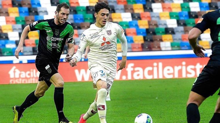 Emanuele Zuelli im Einsatz in der Serie B: Der Südtiroler ist mittlerweile fixer Bestandteil der Chievo-Profis.