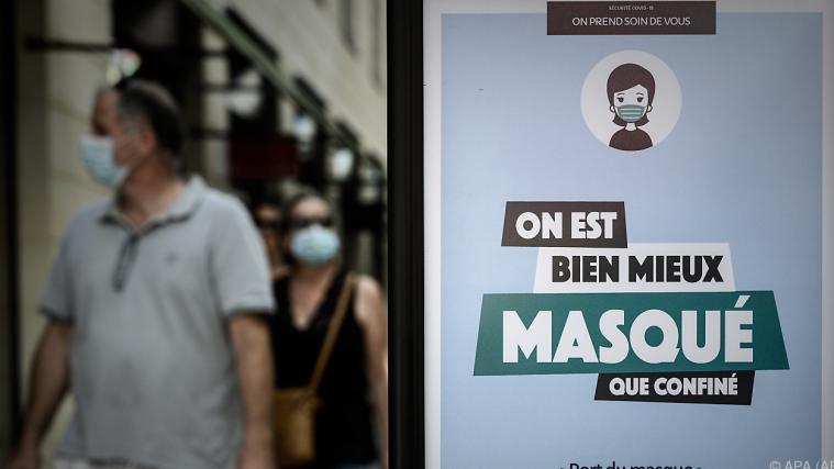 Frankreich straft ab sofort Maskenverweigerer.
