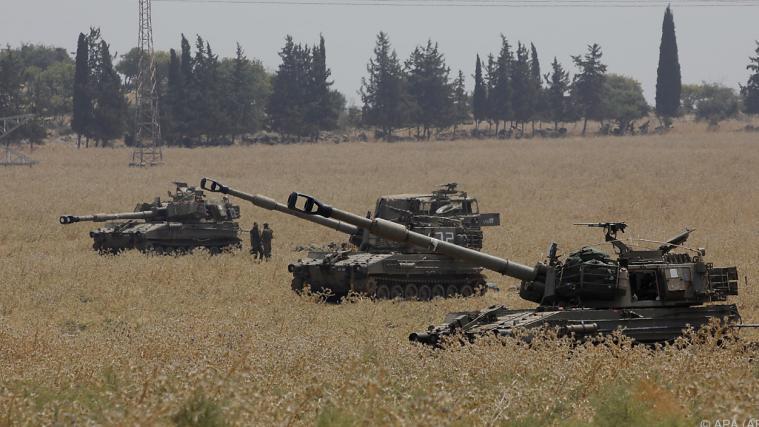 Israel verstärkt seine Truppen an der Grenze zum Libanon.