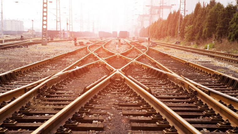 m ersten Halbjahr dieses Jahres waren im Schnitt 83,5 Prozent der Fernzüge der Deutschen Bahn pünktlich.