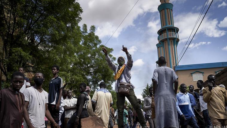 Massenproteste in Bamako.