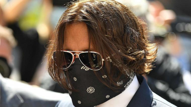 Schauspieler Johnny Depp (57) ist am Dienstag zum Auftakt eines Prozesses in London eingetroffen.