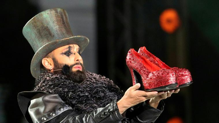 Tom Neuwirth alias Conchita im Rahmen der Eröffnung des Life Ball 2019 vor dem Wiener Rathaus.