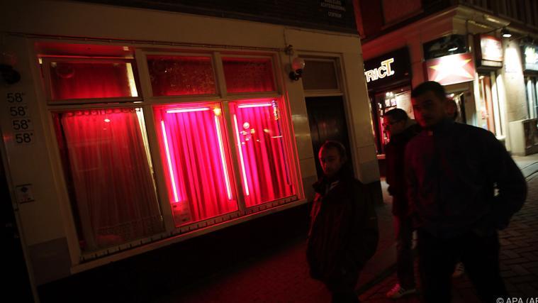 Vor allem im Rotlichtviertel herrscht großes Gedränge.