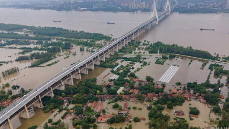 Wuhan von massiven Überschwemmungen betroffen.