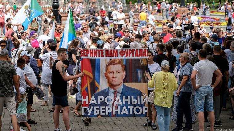 Zehntausende protestieren für Furgal - und gegen Putin.