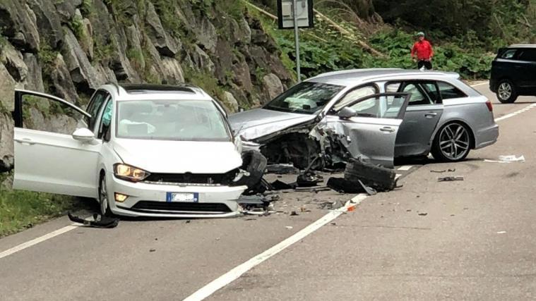 6 Personen verletzten sich.