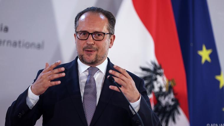 Alexander Schallenberg, österreichischer Bundesminister für europäische und internationale Angelegenheiten, beruft sich auf Experten.