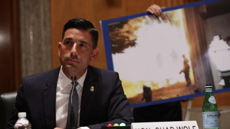 Heimatschutzminister Chad Wolf veröffentlichte am Freitag Informationen zur Grenzschließung zwischen den USA und Kanada bzw. Mexiko.