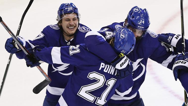 Nach dem Siegtreffer war die Freude bei Brayden Point & Co. riesengroß.