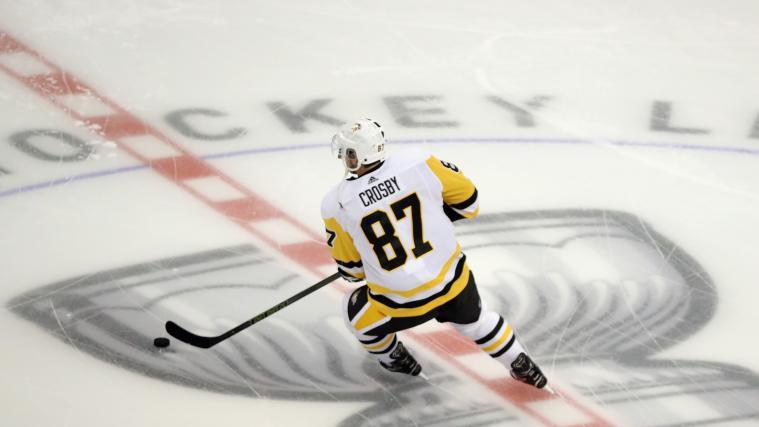 Sidney Crosby & Co. stehen mit dem Rücken zur Wand.