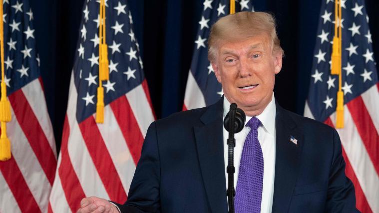 US-Präsident Donald Trump prüft ein Verbot des chinesischen Technologie-Giganten Alibaba in den USA.