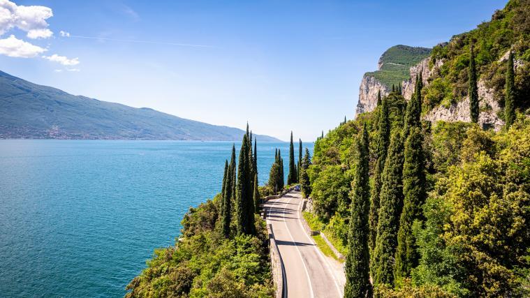 Vom Gardasee bis nach Bayern ist ein Hotelier gefahren, um für Urlaub in Italien zu werben.