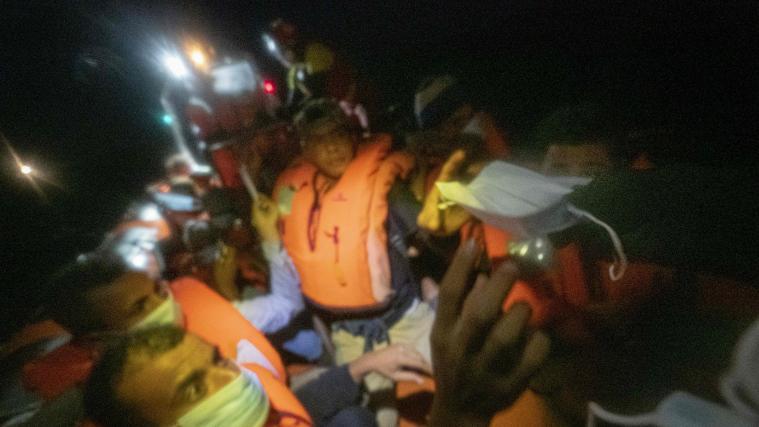 276 Migranten sitzen auf der „Open Arms“ fest.