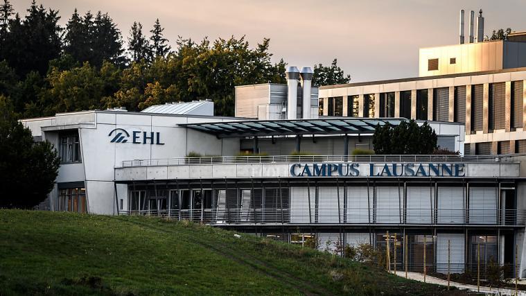Cluster in renommierter Hotelfachschule EHL.