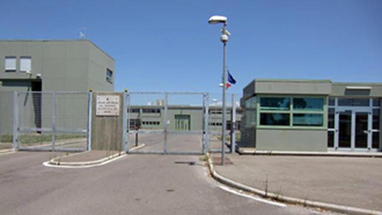 Der ehemalige Casa Nostra-Boss Fanara wurde auf den Vorfall hin ins Hochsicherheitsgefängnis nach Sardinien verlegt.