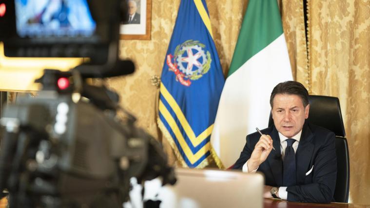 Der italienische Ministerpräsident Conte will 2 Reformen rückgängig machen.