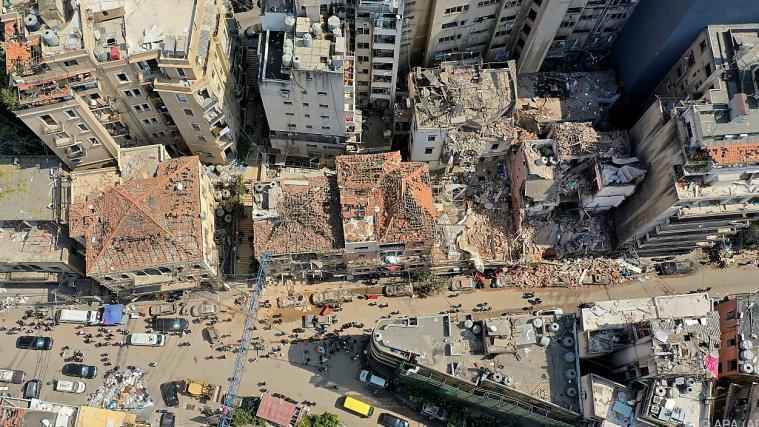 Der Schaden liege bei 4,5 Milliarden Dollar, zudem würden 2 Milliarden für den Wiederaufbau benötigt.