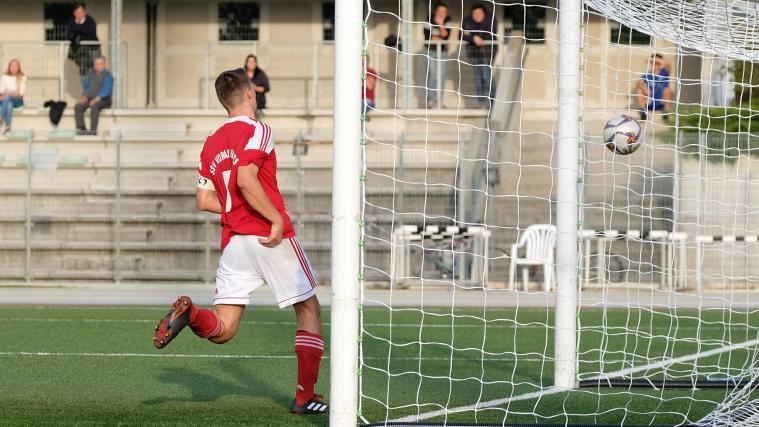 Die Leiferer Mannschaft (hier im Bild: Luca Cappelletto) reagierte zum Landesliga-Auftakt vorbildlich und wies den Schiedsrichter auf einen schwerwiegenden Fehler hin.