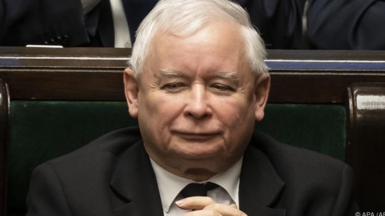 Jaroslaw Kaczynski wieder im polnischen Kabinett.