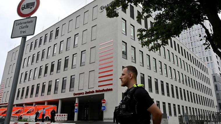 Nawalny wird noch immer in der Berliner Charité behandelt.