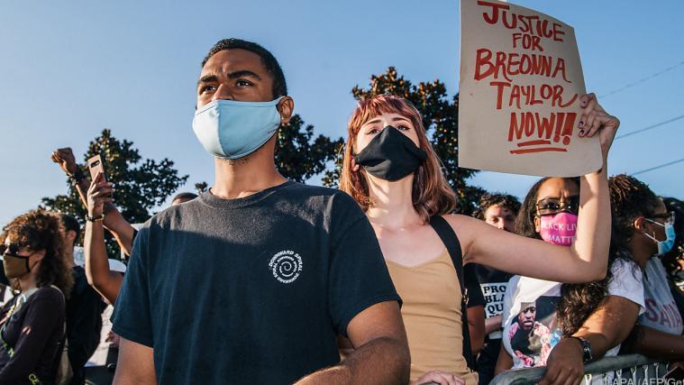 Protestierende fordern schon lange Gerechtigkeit für die Getötete.