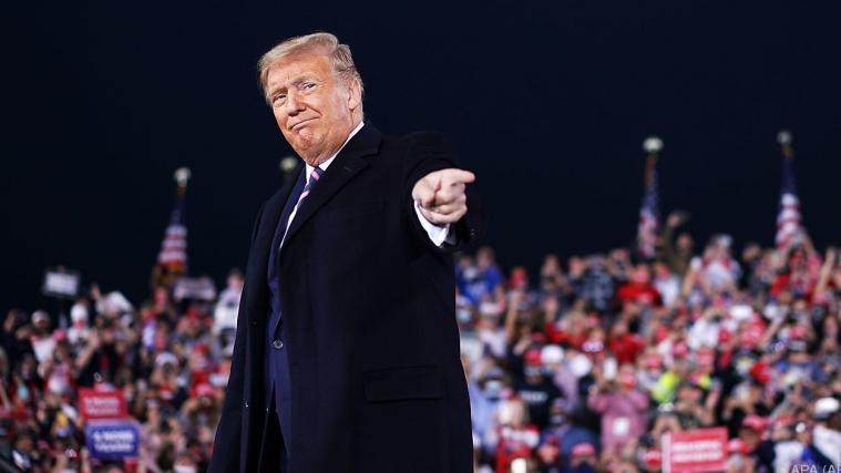 Trump ahnt möglicherweise eine Niederlage und baut mit seinen Zweifeln dafür vor.