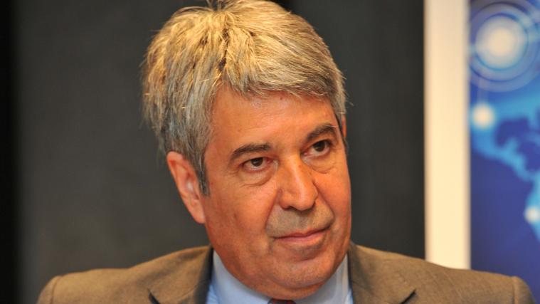 Der Präsident des Unternehmerverbandes Südtirol Federico Giudiceandrea spricht all jenen Respekt und Anerkennung aus, die vom Beginn der Pandemie an täglich ihren Beitrag leisten, damit die Gesellschaft und die Finanzierung der Sozialleistungen weiter funktionieren.