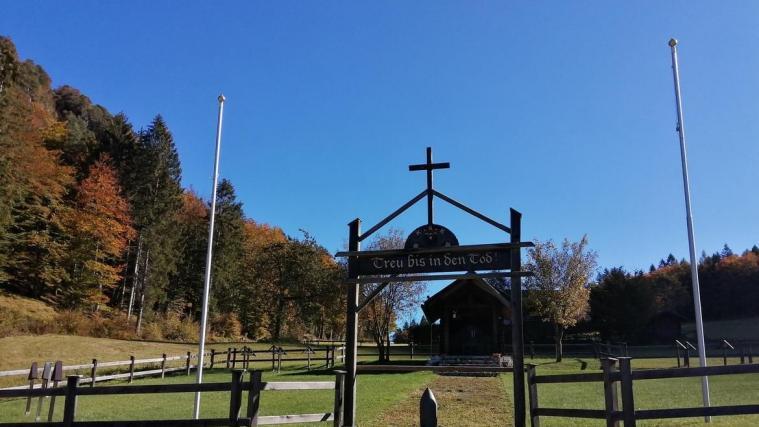 Die Gebeine sollen bei einer Zeremonie im österreichisch-ungarischen Soldatenfriedhof am Berg Civerone bestattet werden.