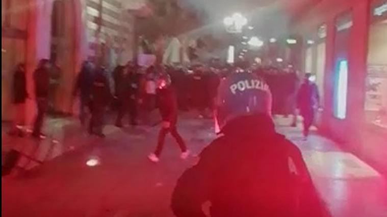 In Verona arteten die Proteste aus.