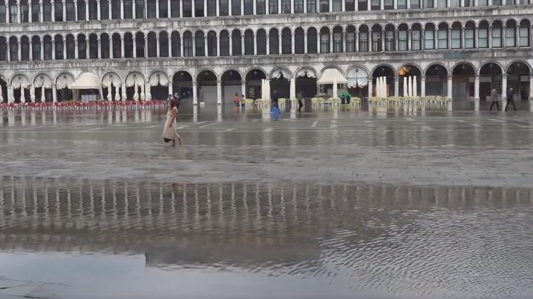 Wieder Hochwasser in Venedig.