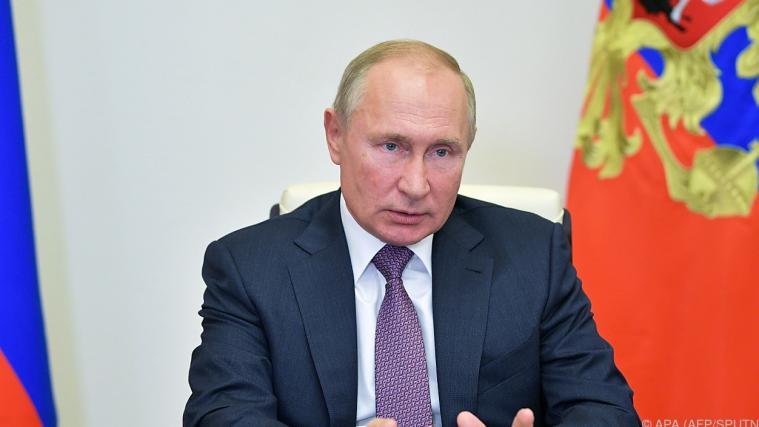 Zur Feier des Tages wurden schon mal Raketen abgefeuert. Im Bild: Geburtstagskind Wladimir Putin