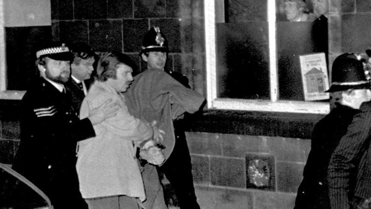 Anfang der 1980er Jahre war Peter Sutcliffe zu lebenslanger Haft verurteilt worden.