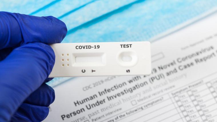 Antigen-Schnelltests wurden zuletzt vermehrt von Hausärzten durchgeführt (Symbolfoto).