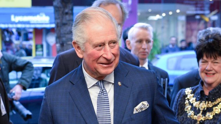 Bei seinen Outfits achtet Prince Charles gern auf Farbkombinationen und Details.