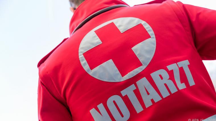 Der Autofahrer erlitt schwere Verletzungen.