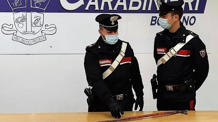 Die Carabinieri nahmen einen 17-Jährigen in Bozen fest.