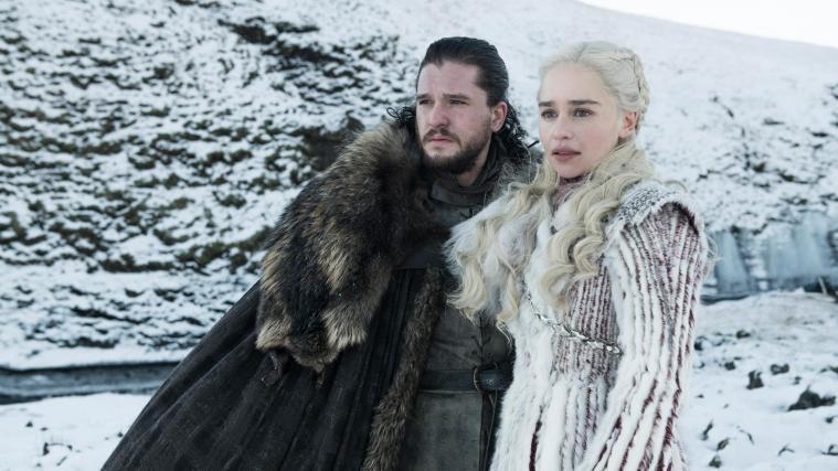 In „Game of Thrones“ kämpfen in einer fiktiven, ans Mittelalter angelehnten Welt, in der auch Fantasy-Wesen leben, verschiedene Königreiche um die Vorherrschaft des eisernen Throns.