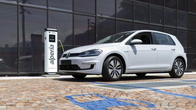 Trentino-Südtirol ist mit Abstand die Region mit der größten Verbreitung von Elektromobilität in Italien.